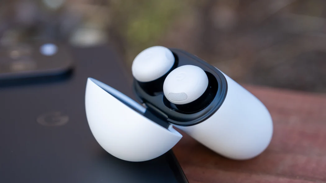 How Do I Know When My Earbuds Are Fully Charged?