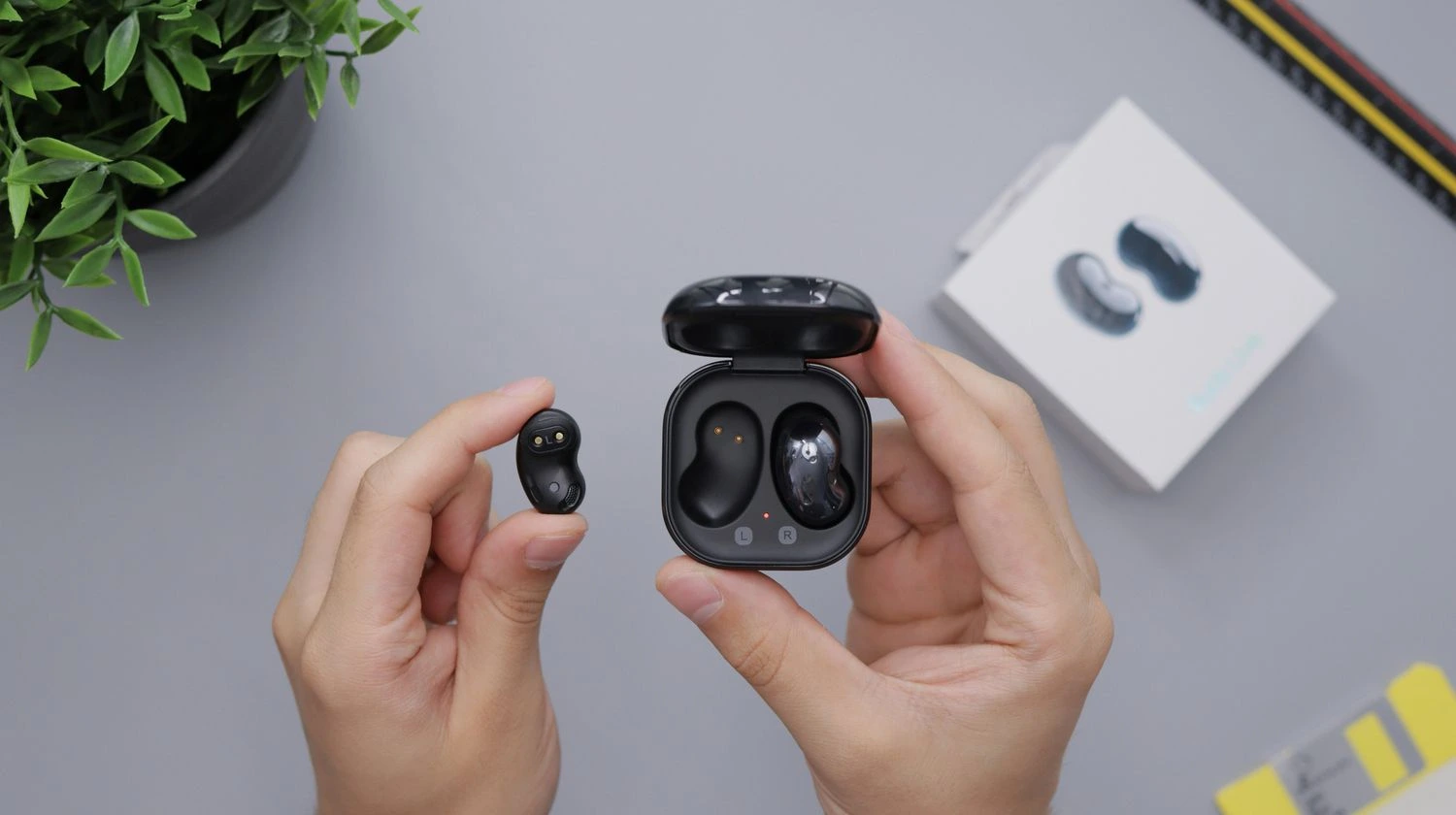 Is It Safe to Use Earbuds Without the Mesh?